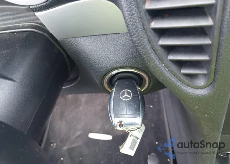 2008 Mercedes-Benz Slk 280 z USA, uszkodzony, nr VIN WDBWK54FX8F184242